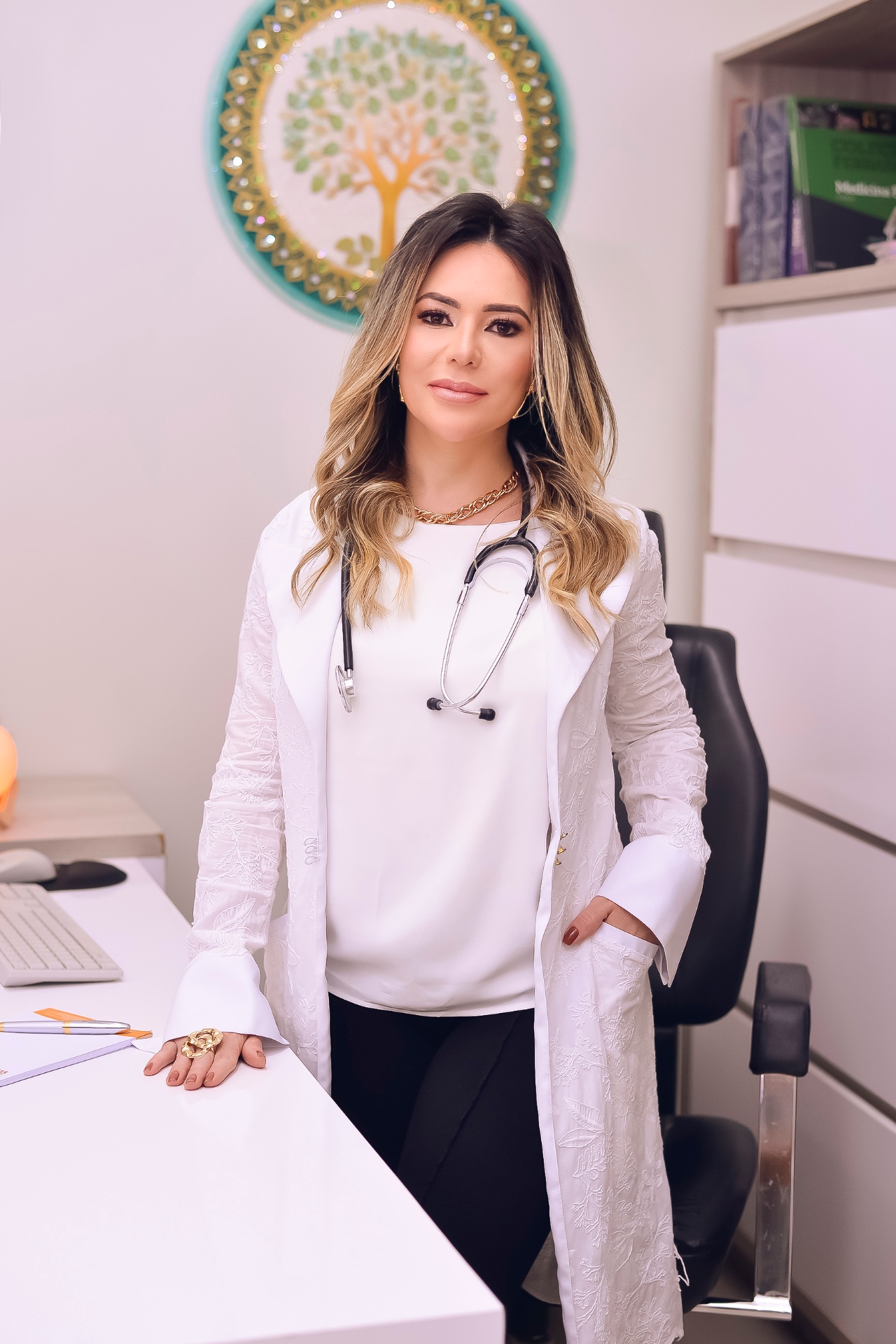 Dra. Danila Assis da Silva